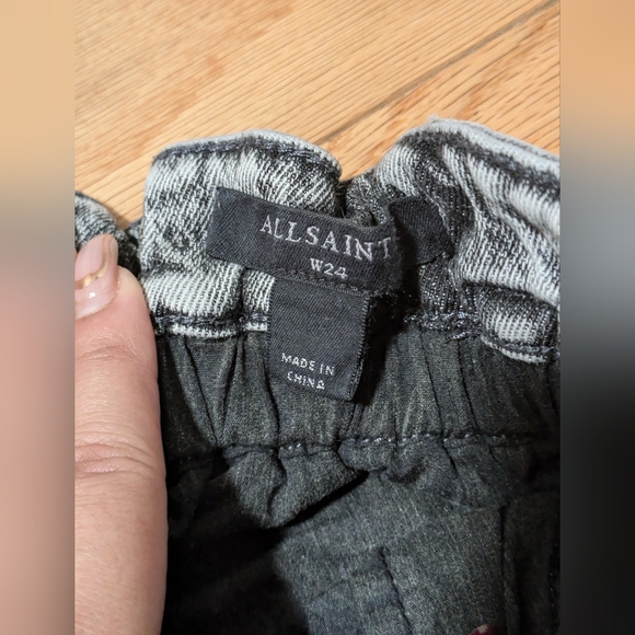 ALL SAINTS DALE PAPERBAG SHORTS - Picture 8 of 9